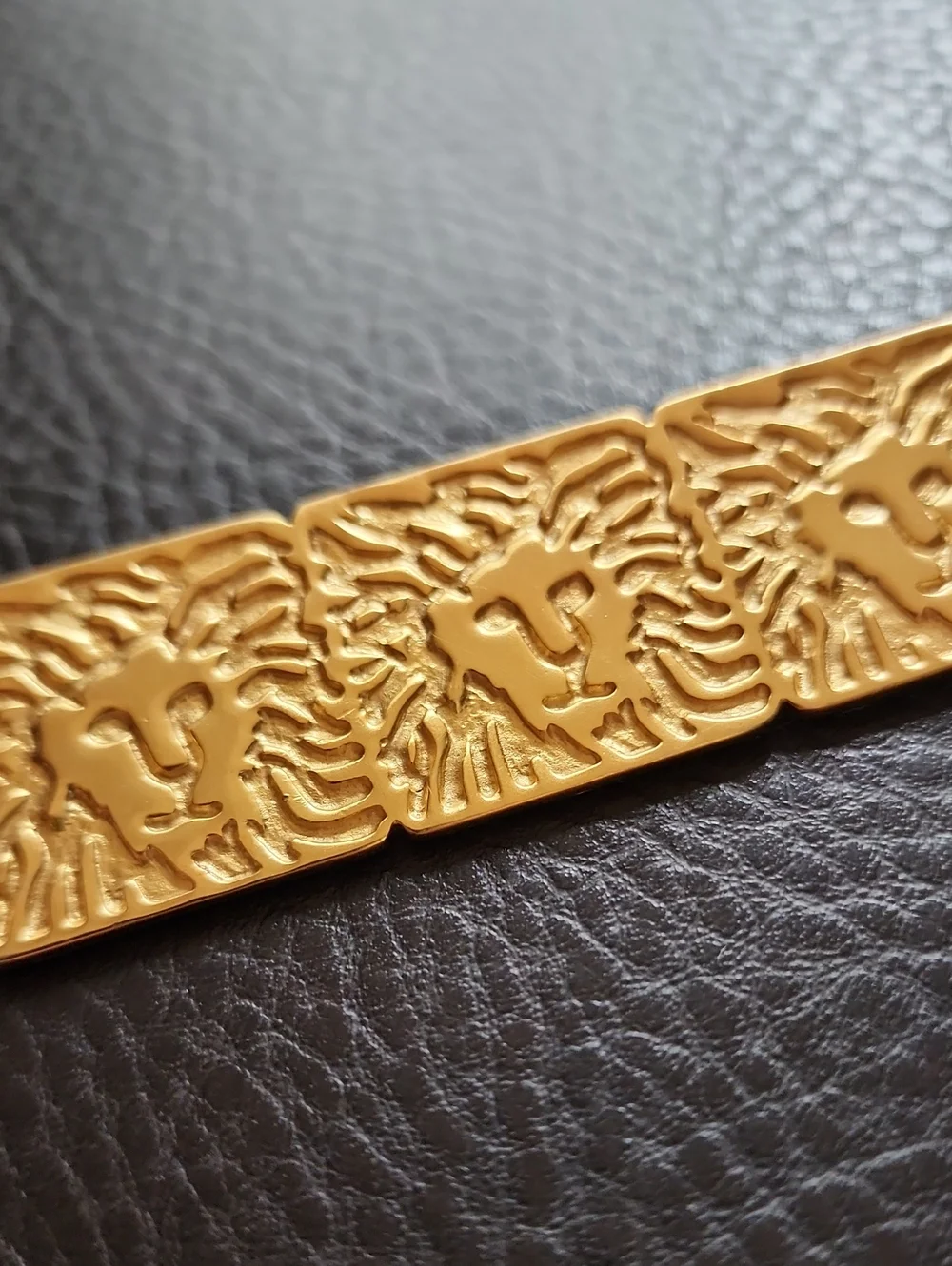 Anne Klein Gold Lion Motif Bar Brooch